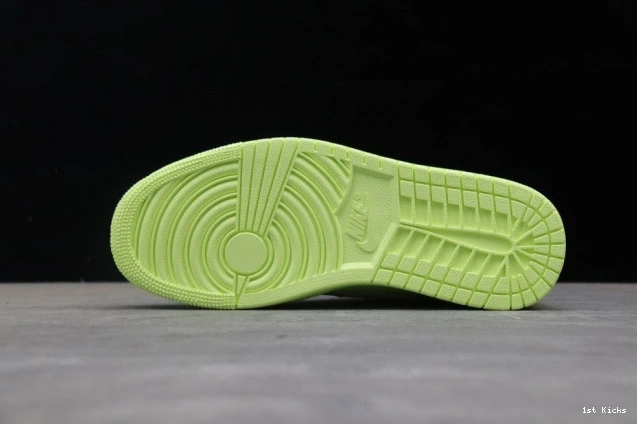 1st Kicks jordan 1 retro barely ah7389- 1275 StreetReady air high volt 1122